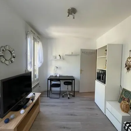 Petit Nid Douillet - Studio - Rives Du Lez - Wifi Apartment